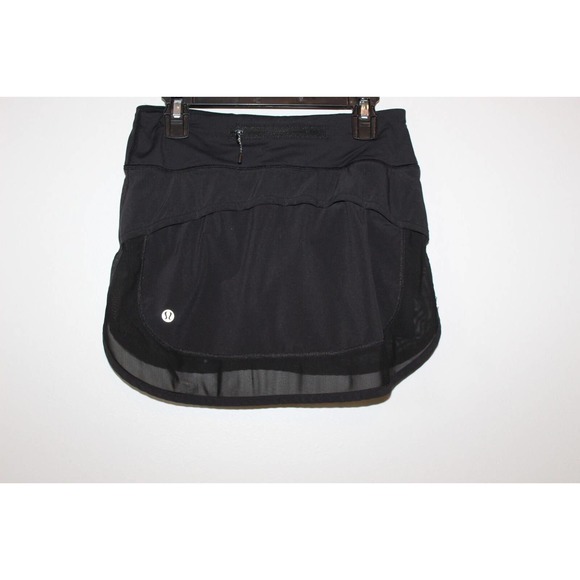 Lululemon Hotty Hot Skirt Skort Shorts Black 4 Way Stretch Women's Size 2 H14792 - Picture 2 of 16